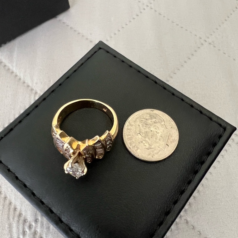 Yellow gold diamonds ring with 3 tears on each side. Diamond 1.50 ctw Bow - Picture 9 of 17